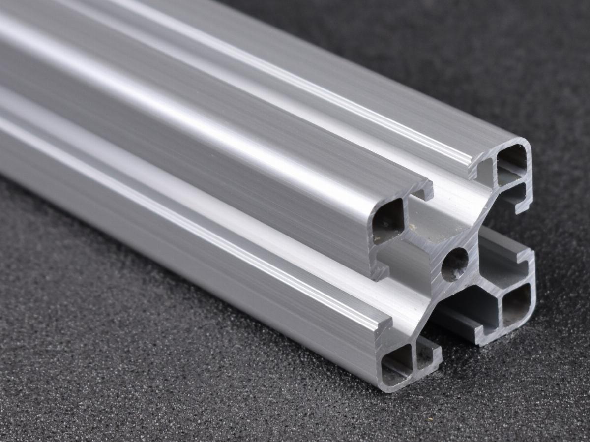 T-spor aluminium profil, 40x40mm, lett